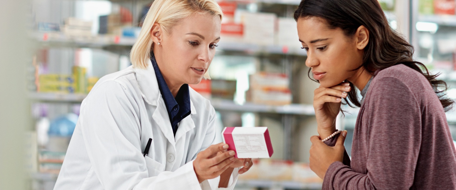 pharmacist with woman
