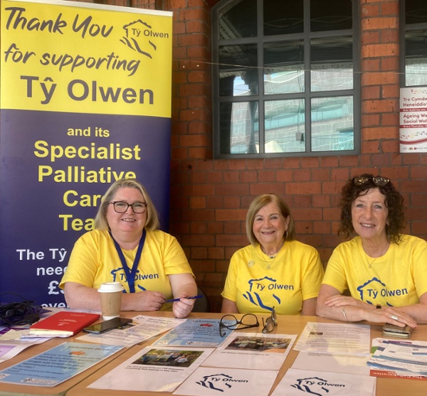 Ty Olwen Volunteers