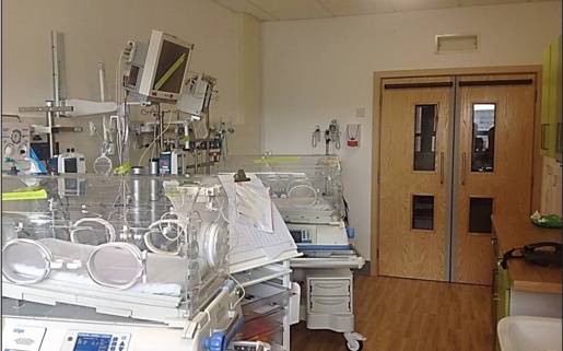 ystafell wahanu newydd-anedig