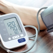Peiriant pwysedd gwaed / Blood pressure machine