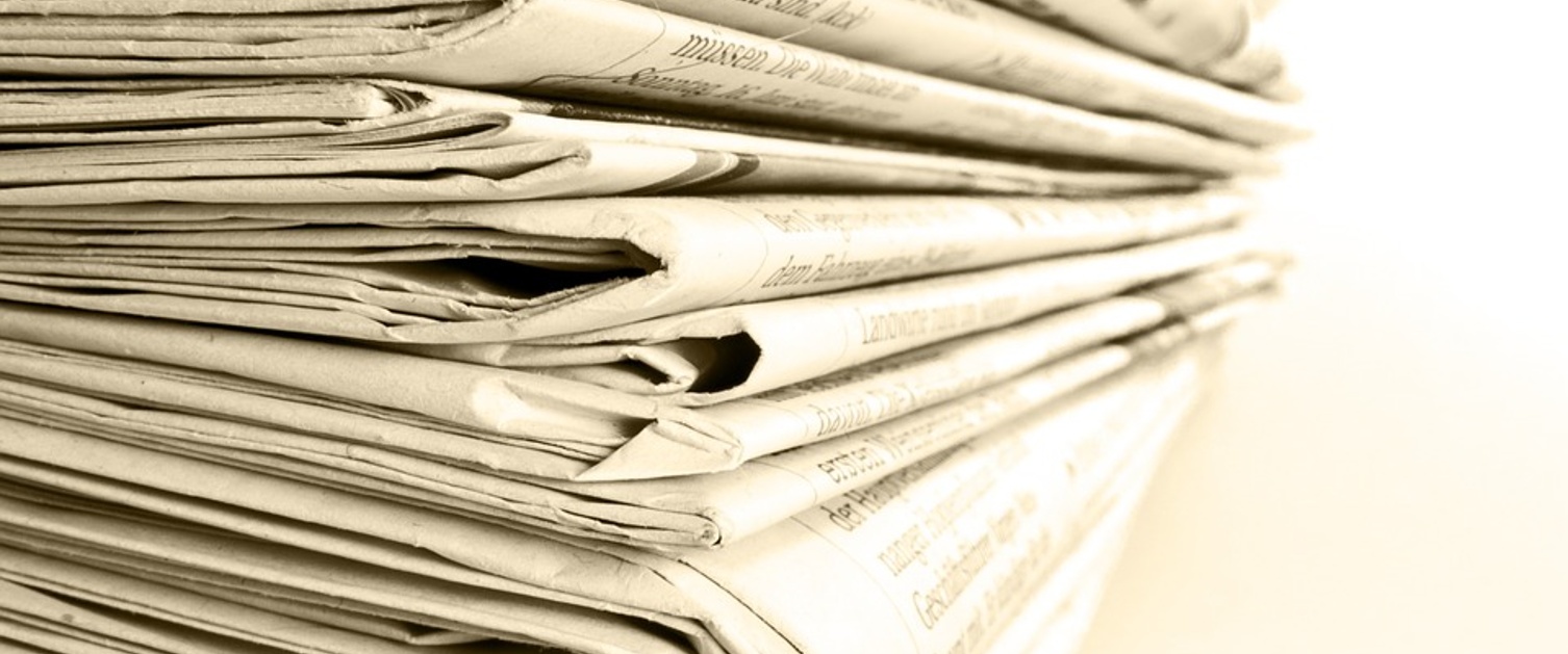 Llun o bapur newyddion