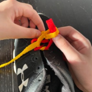 laces 9