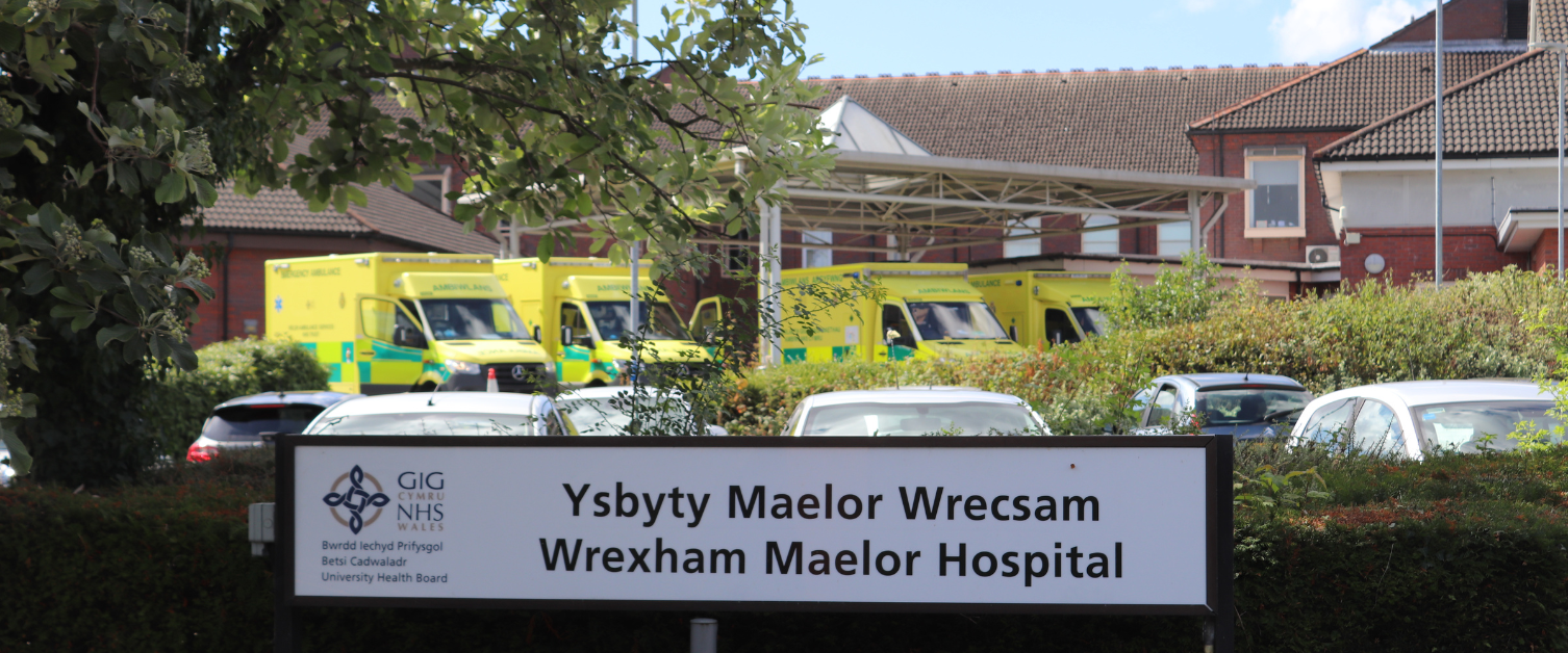 New car park entrance to Wrexham Maelor s Emergency Department