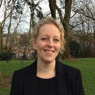 Dr Julie Cornish