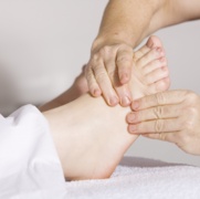 physiotherapy-2133286.jpg
