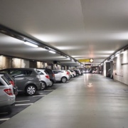 multi-storey-car-park-1271919_640-min.jpg