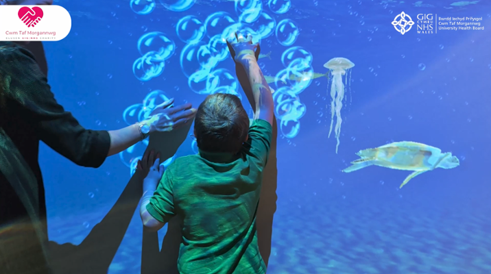 Ellis in Immersive Room