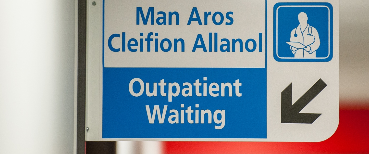 Outpatient waiting sign