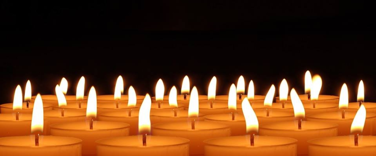 Group a lit candles