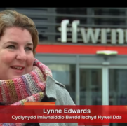 Lynne Edwards - immuniser