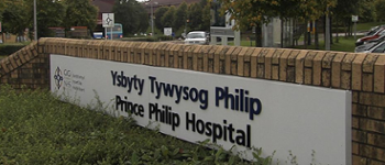 Arwydd Ysbyty Tywysog Philip