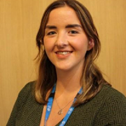 Llun Sarah Hughes ar gyfer 