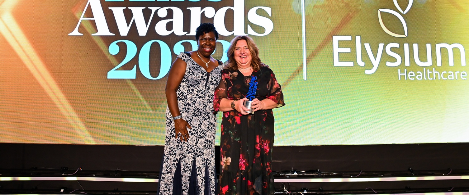 Jen Walsh receives the Nursing Times Award from Dr Joan Myers OBE, Director, Joan Myers Consultancy and member of the Nursing Times Awards judging panel, at the Nursing Times Awards Ceremony