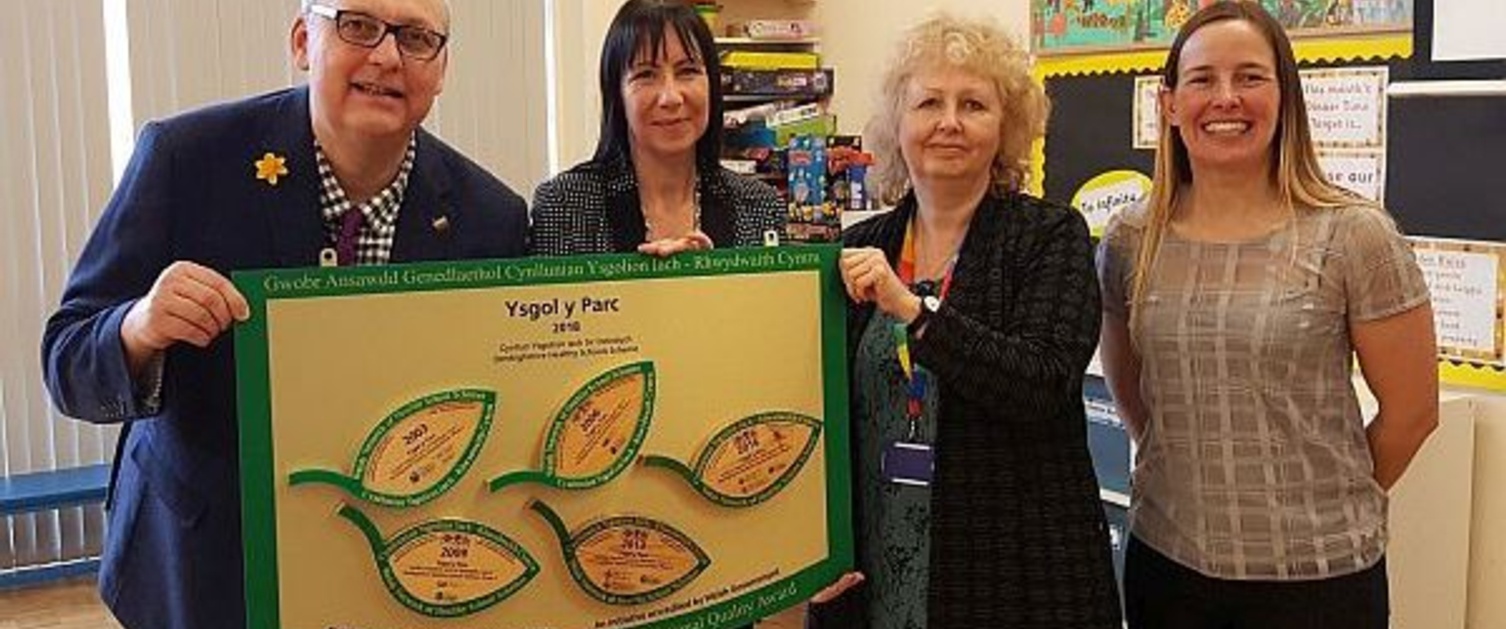 Ysgol y Parc receives its National Quality Award