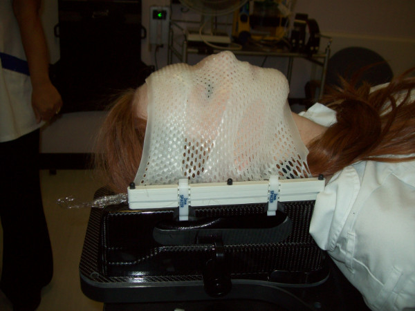 Radiotherapy mask for head and neck treatment